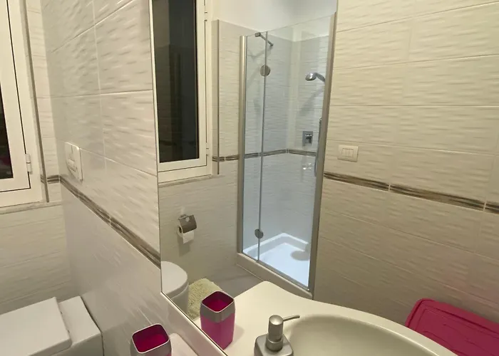 The Golden Eagle Apartamento Porto SantʼElpidio