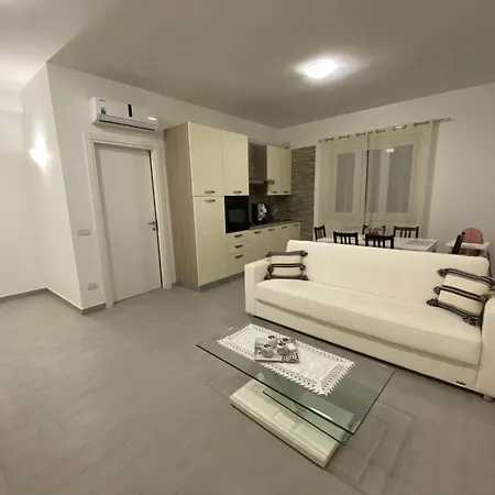 The Golden Eagle Porto SantʼElpidio